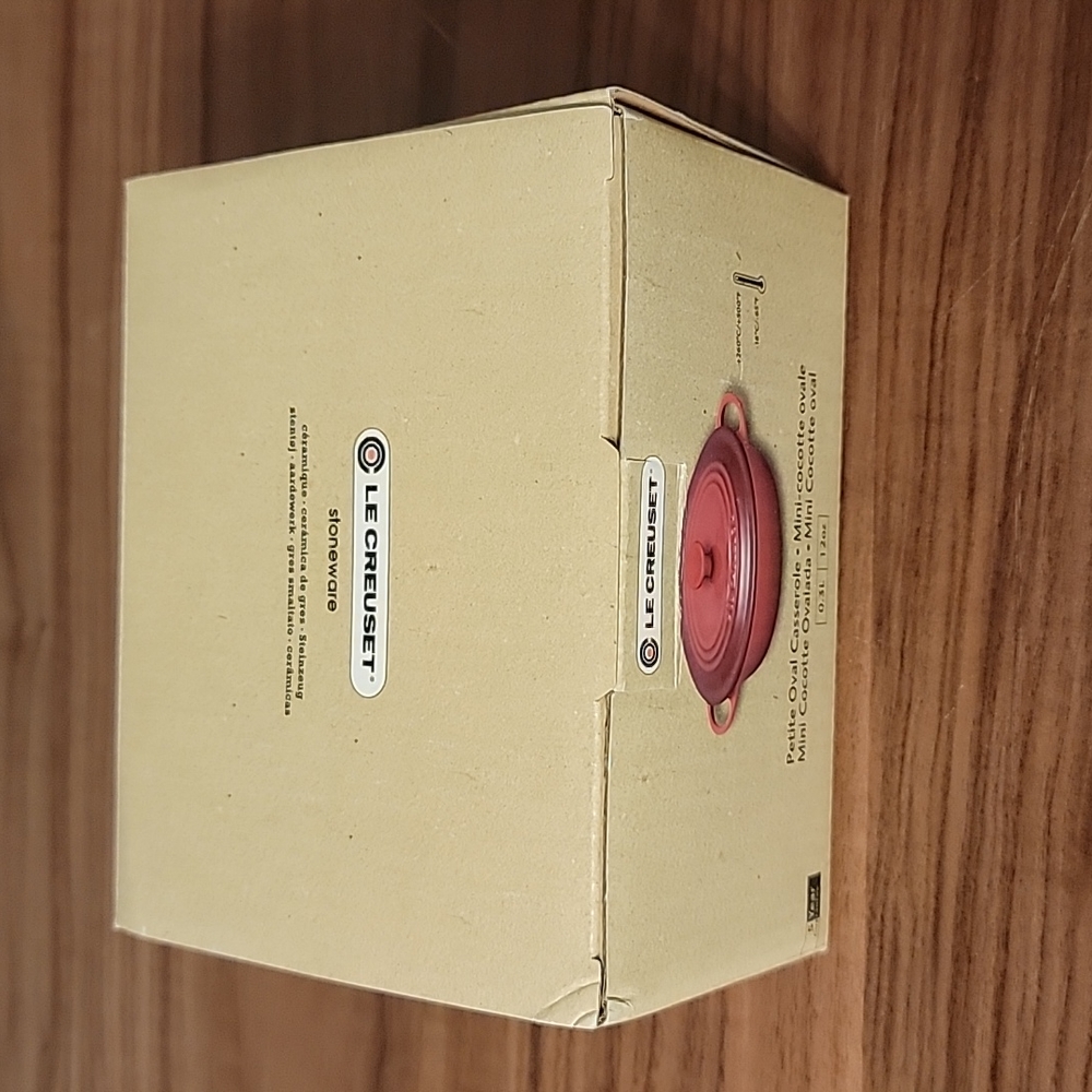 Le Creuset Cassis Mini Oval Cocotte - Picture 14 of 16